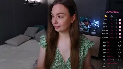 CuteFlower  online show from June 13, 6:21 am