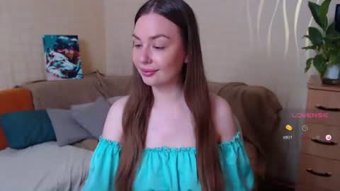 CuteFlower  online show from August 6, 1:21 pm