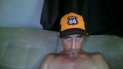 fouraide42 online show from July 10, 5:57 am