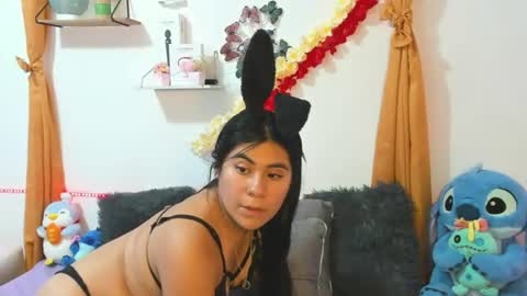 foxeveline online show from August 15, 7:56 am