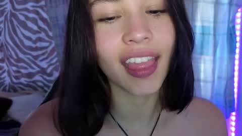 foxie3986 online show from July 29, 7:54 pm