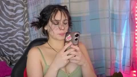 foxie3986 online show from July 30, 9:43 pm