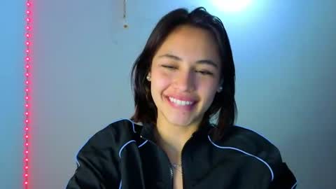 foxie3986 online show from August 15, 2:04 am