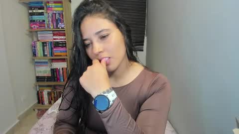 wen. online show from August 7, 2:22 am