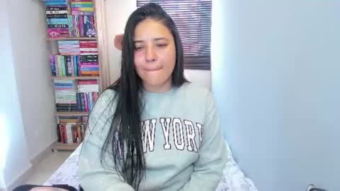 wen. online show from August 7, 1:44 pm