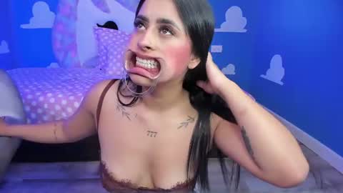 Miss Demon online show from August 11, 2:30 pm