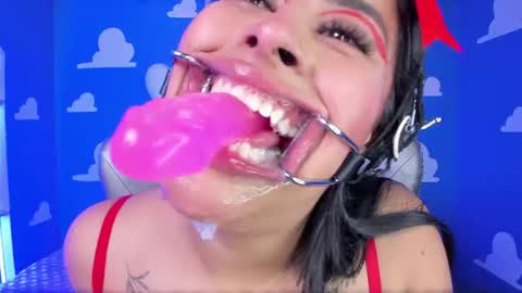 Miss Demon online show from August 13, 1:25 pm