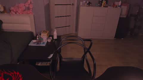 Sue online show from July 14, 1:33 am
