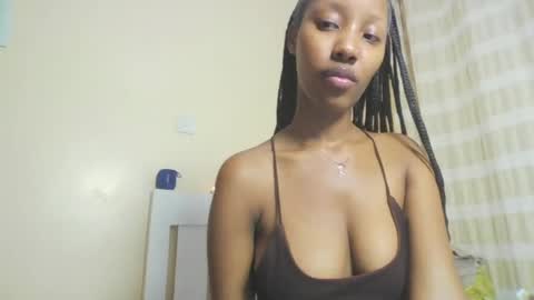 foxyatmidnite online show from June 29, 1:20 am