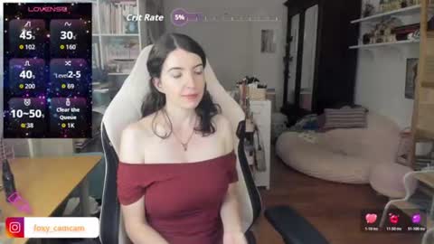 Foxy online show from July 8, 8:35 pm