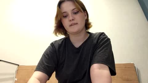 Kate online show from August 2, 2:24 pm