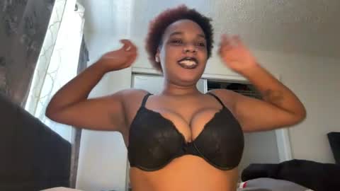 foxygoddess18 online show from August 12, 5:04 pm