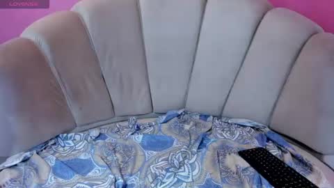 foxyhillx online show from July 31, 12:39 am