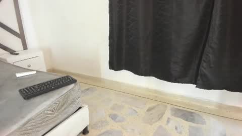 foxyhillx online show from August 4, 2:52 am
