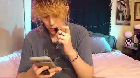 Mallory Koxx online show from August 12, 4:48 am