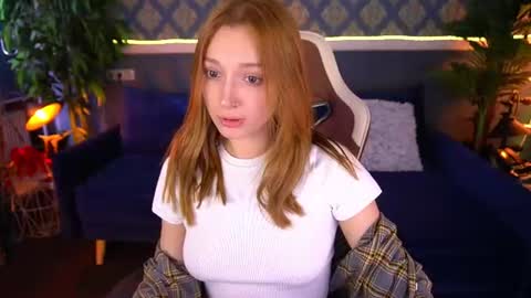 Maya online show from August 14, 1:48 pm