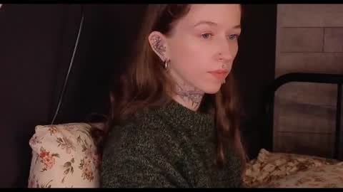 fran_bow online show from July 27, 5:51 pm