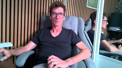 Alex online show from August 20, 10:32 am