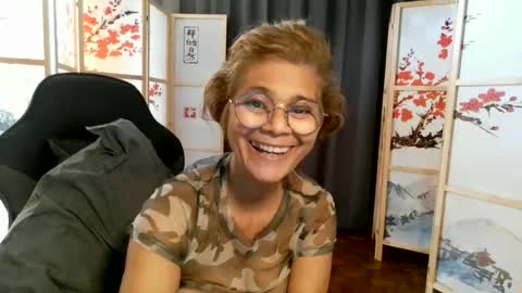 francelune online show from July 10, 5:30 pm