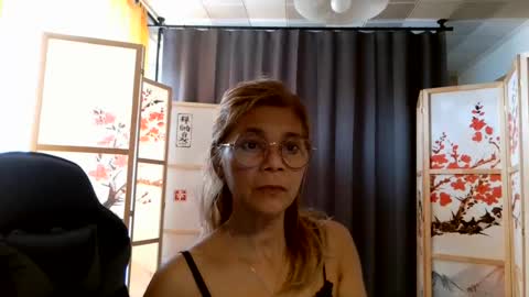 francelune online show from July 16, 8:37 am