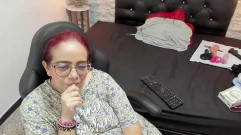          online show from August 8, 5:51 am