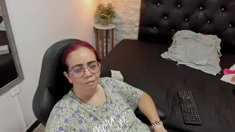          online show from August 12, 8:05 am
