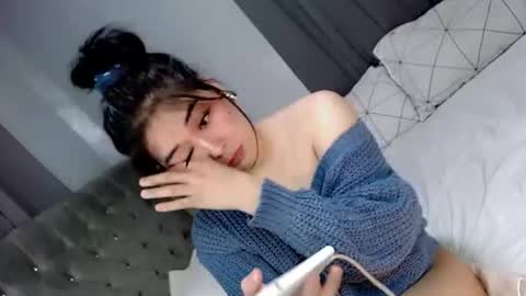 franchesca online show from August 3, 1:40 pm