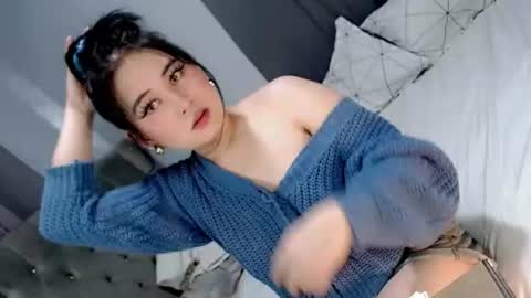 franchesca online show from August 11, 5:15 pm
