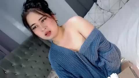 franchesca online show from August 12, 1:19 am