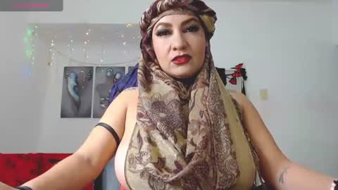 franchesca lussuria online show from August 1, 2:28 am