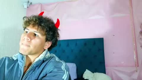 francheski2026 online show from August 1, 3:29 pm