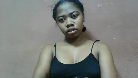 francinealdy online show from August 13, 3:31 am