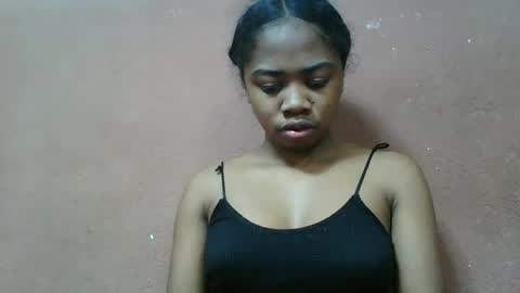 francinealdy online show from August 13, 8:39 am