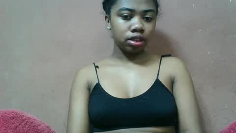 francinealdy online show from August 14, 1:53 am