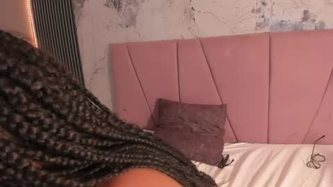 Laura online show from August 9, 7:20 am
