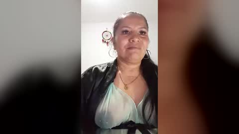 francy froz online show from June 16, 4:55 am