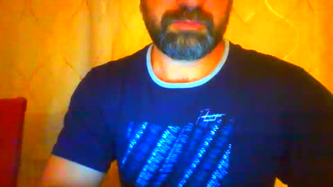 frank84848 online show from June 7, 9:42 pm
