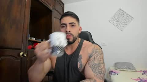 frank_foxx1 online show from August 14, 4:27 am