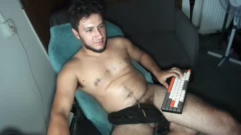 frankhairy online show from August 11, 7:49 pm