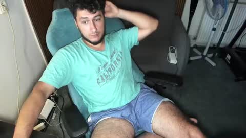frankhairy online show from August 14, 10:24 pm