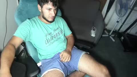 frankhairy online show from August 15, 5:39 pm