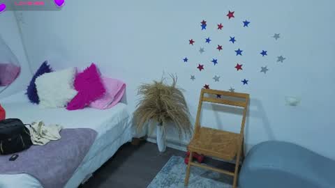 Fransheska online show from August 8, 11:21 am