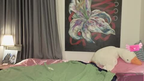 I am franzeva  online show from August 6, 10:58 am