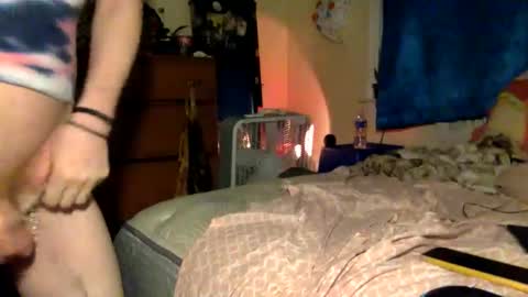 Squirrel twink online show from June 1, 6:49 am