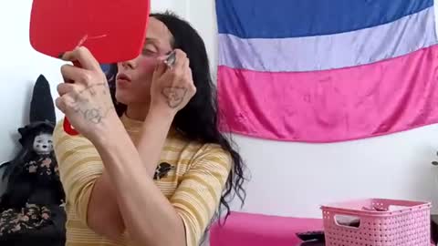 freakunicorn online show from September 6, 7:20 pm