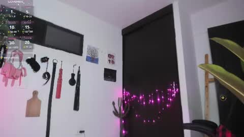 Lia Gomez online show from July 28, 12:16 am