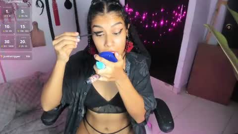 Lia Gomez online show from August 3, 11:23 pm