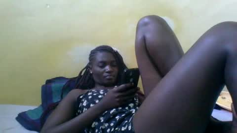 freaky_reina online show from August 12, 12:51 pm