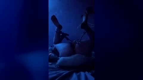freakylibra26 online show from August 1, 10:43 am