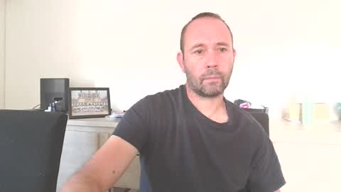 fredodu41 online show from August 6, 7:29 am